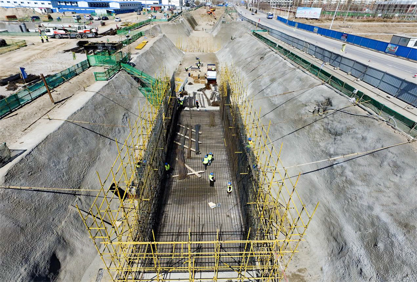 中铁港航局澄江仙湖路改扩建项目电气工程