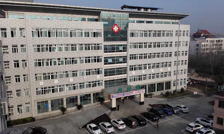 医疗项目丨中深装智造——团风县人民医院检验检测中心实验室装修工程