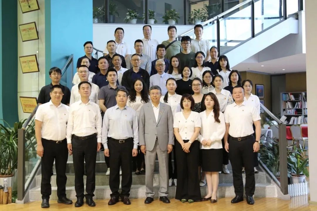 党建引领 | 柯颖锋董事长出席深装联党委工作会并作述职汇报